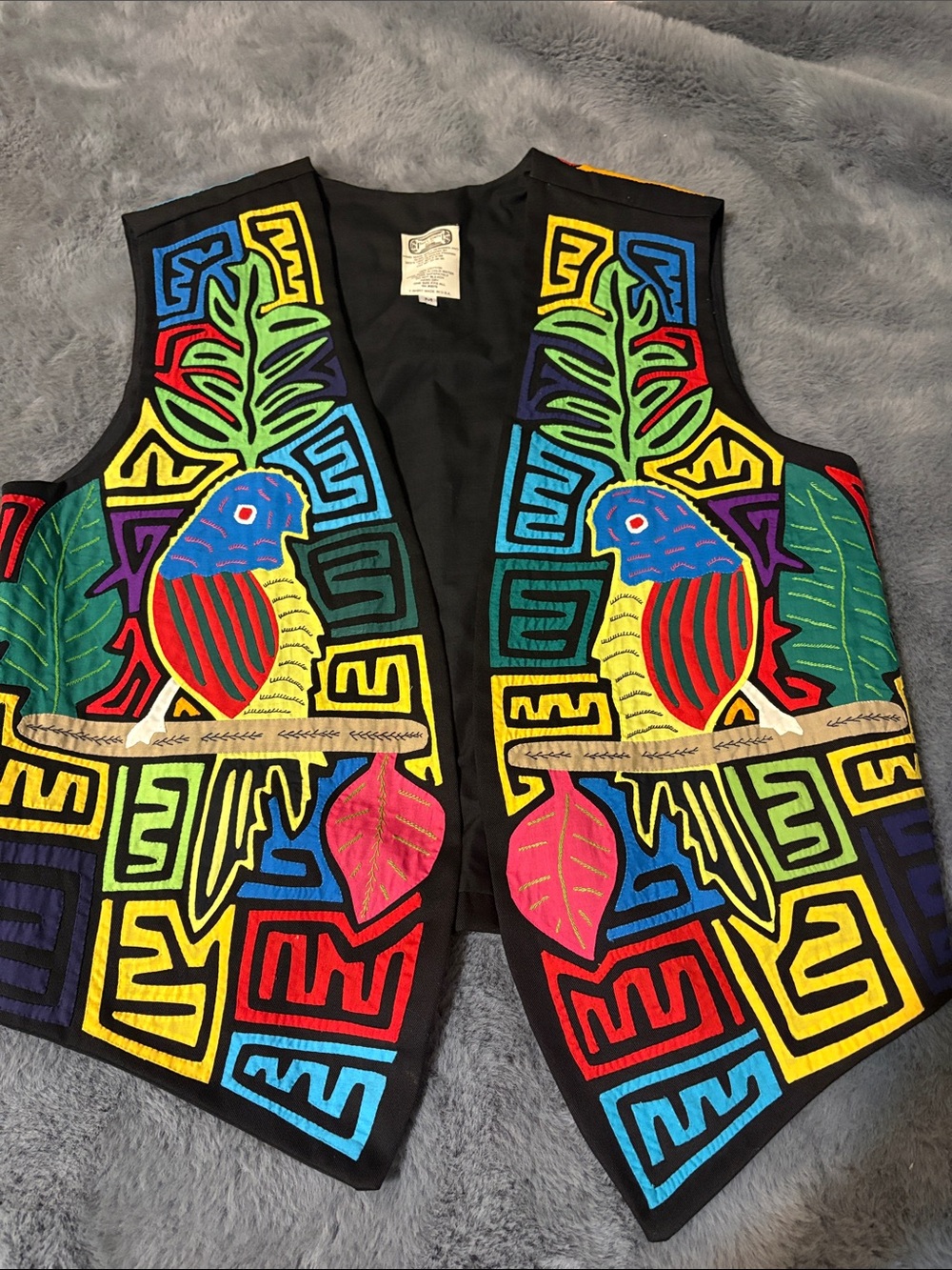 VTG 90s Panamanian Mola folk art vest from the label Sed's Crafts Parrot SZ MED